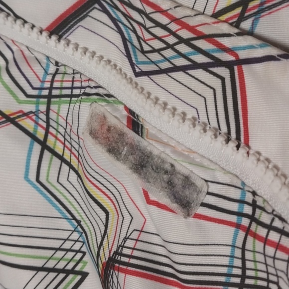 VOLCOM white/ design snow jacket women's size small - Picture 7 of 8